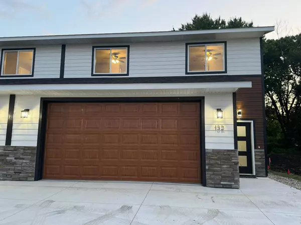 141 Renet PATH, Mankato, MN 56001