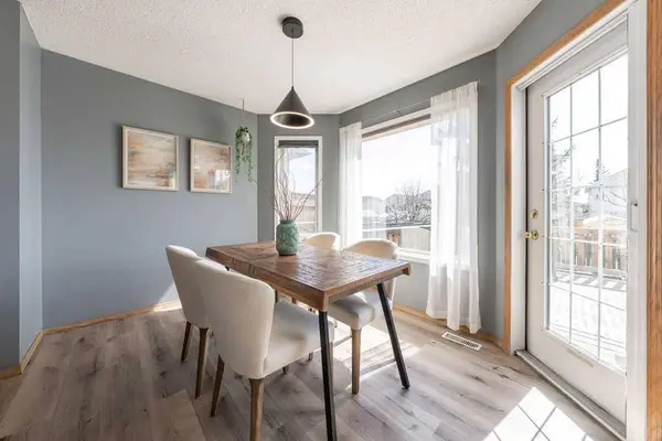 27 Coverton Mews NE, Calgary, AB T3K 4R6