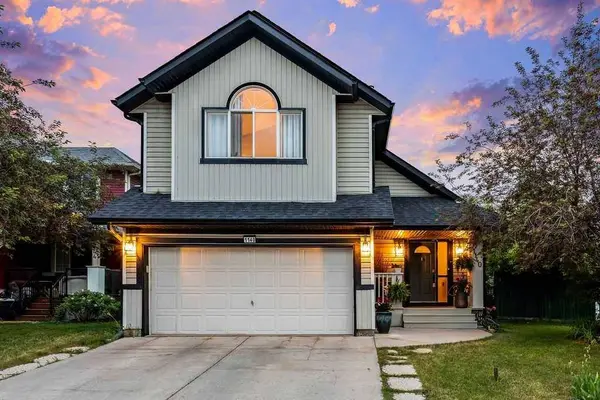 1140 bayside AVE SW, Airdrie, AB T4B2X3