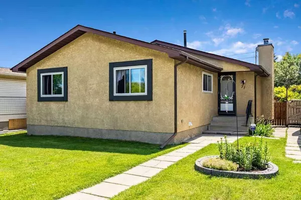 71 Falwood PL NE, Calgary, AB T3J 1B4