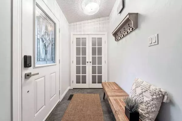 2 Sullivan RD SW, High River, AB T1V 1C7