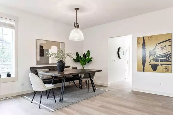 209 Rainbow Falls DR, Chestermere, AB T1X 0A7