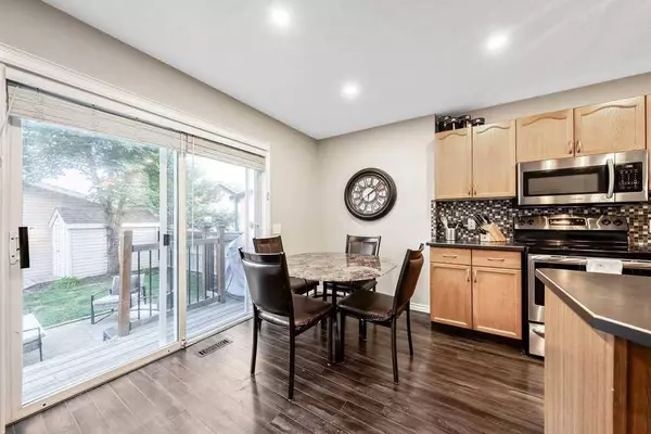 301 tuscany DR NW, Calgary, AB T3L2H9