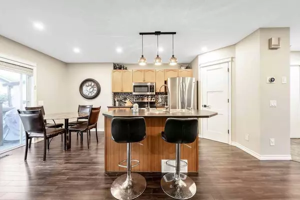 301 tuscany DR NW, Calgary, AB T3L2H9