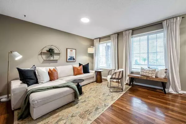 124 Inverness Rise SE, Calgary, AB T2Z2X1