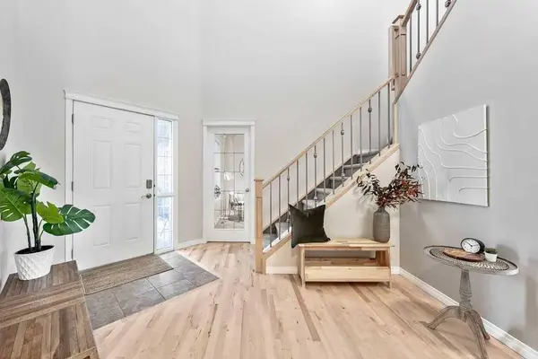 1038 Ranch RD, Okotoks, AB T1S 0E4