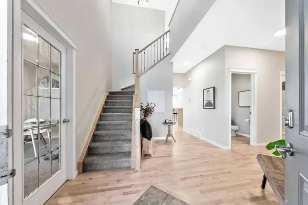 1038 Ranch RD, Okotoks, AB T1S 0E4