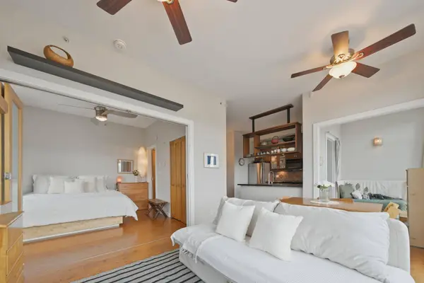 2515 Ontario ST #210, Vancouver, BC V5T 4V4