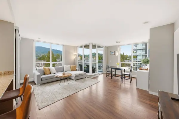 135 E 17th ST #705, North Vancouver, BC V7L 0C4