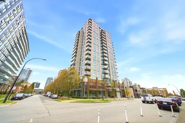 135 E 17th ST #705, North Vancouver, BC V7L 0C4