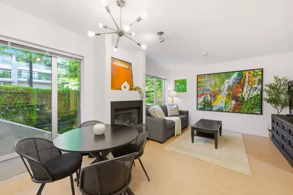 1288 Chesterfield AVE #TH1, North Vancouver, BC V7M 0B1