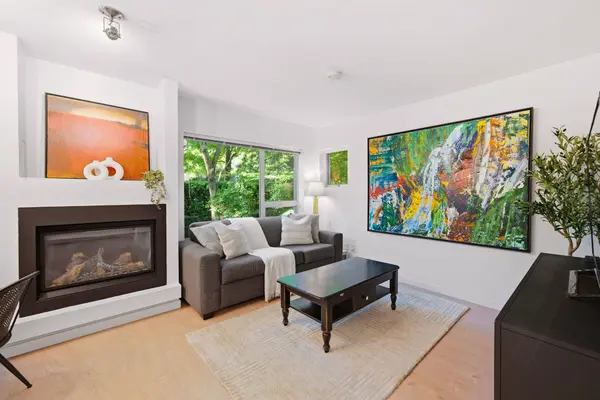 1288 Chesterfield AVE #TH1, North Vancouver, BC V7M 0B1