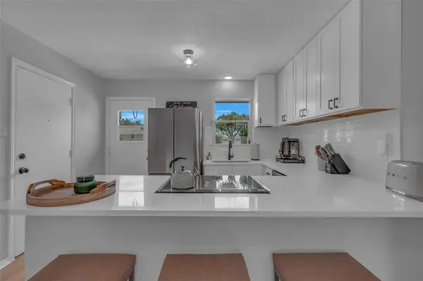 5829 Sandhurst Lane #D, Dallas, TX 75206