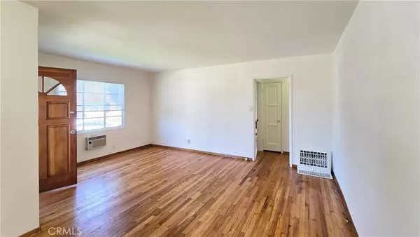 17634 Bromley ST, Encino, CA 91316