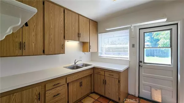 17634 Bromley ST, Encino, CA 91316