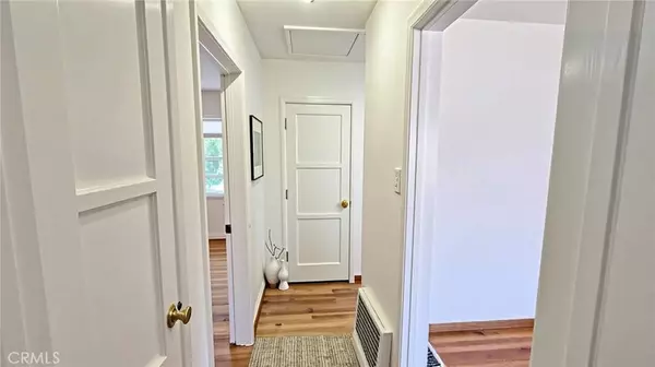 17634 Bromley ST, Encino, CA 91316