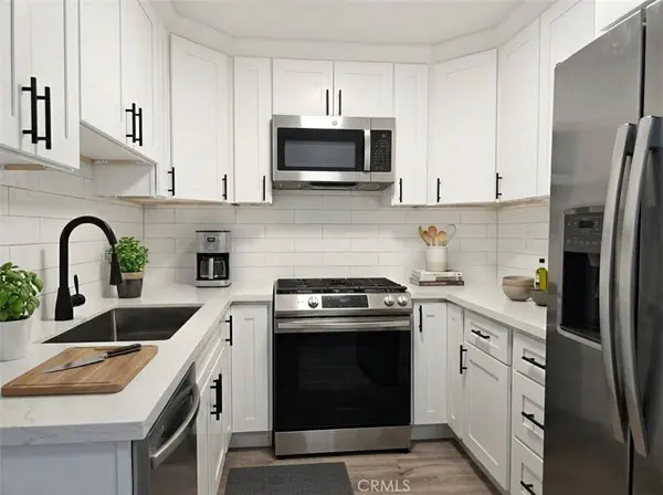 9525 Sylmar, Panorama City, CA 91402