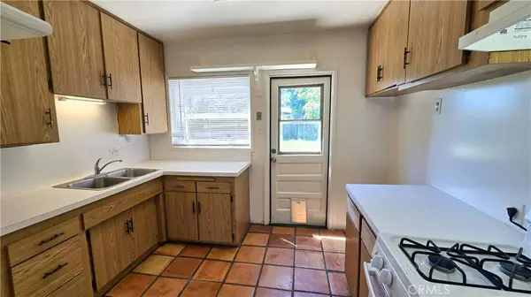 17634 Bromley ST, Encino, CA 91316