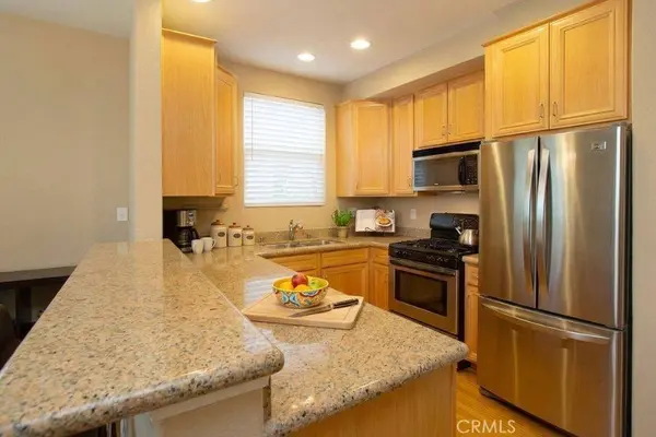 5430 Bellingham AVE #104, Valley Village, CA 91607