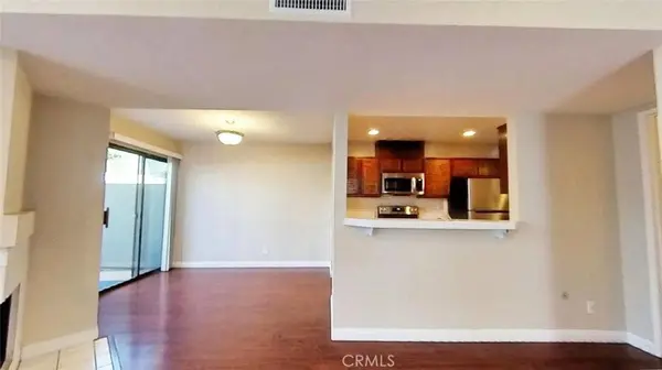 1143 Tivoli LN #108, Simi Valley, CA 93065