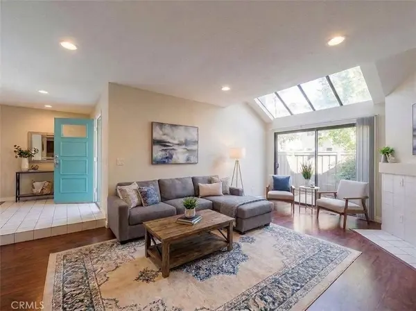 1143 Tivoli LN #108, Simi Valley, CA 93065