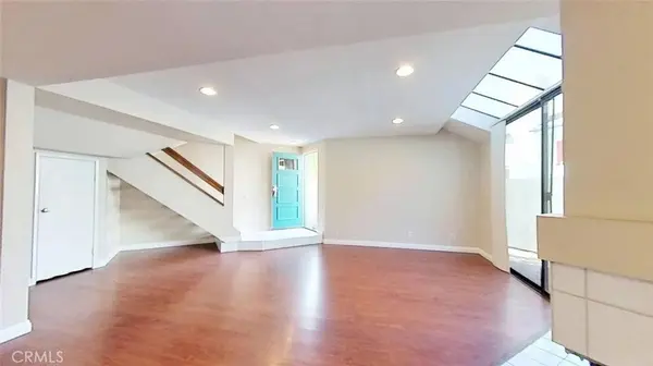 1143 Tivoli LN #108, Simi Valley, CA 93065