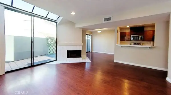1143 Tivoli LN #108, Simi Valley, CA 93065