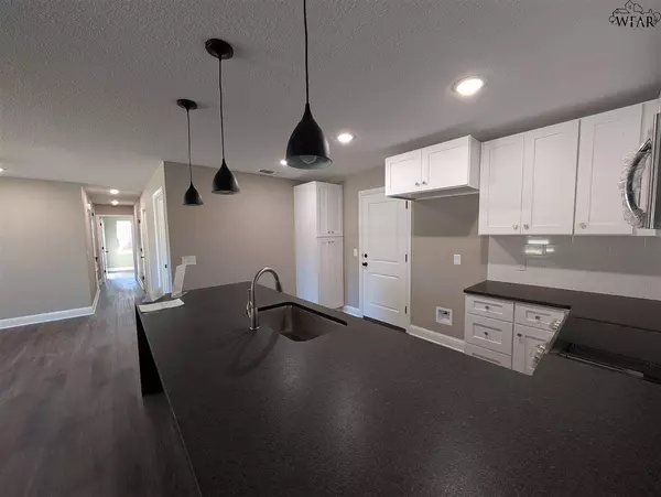 210 WESTWOOD DRIVE, Burkburnett, TX 76354