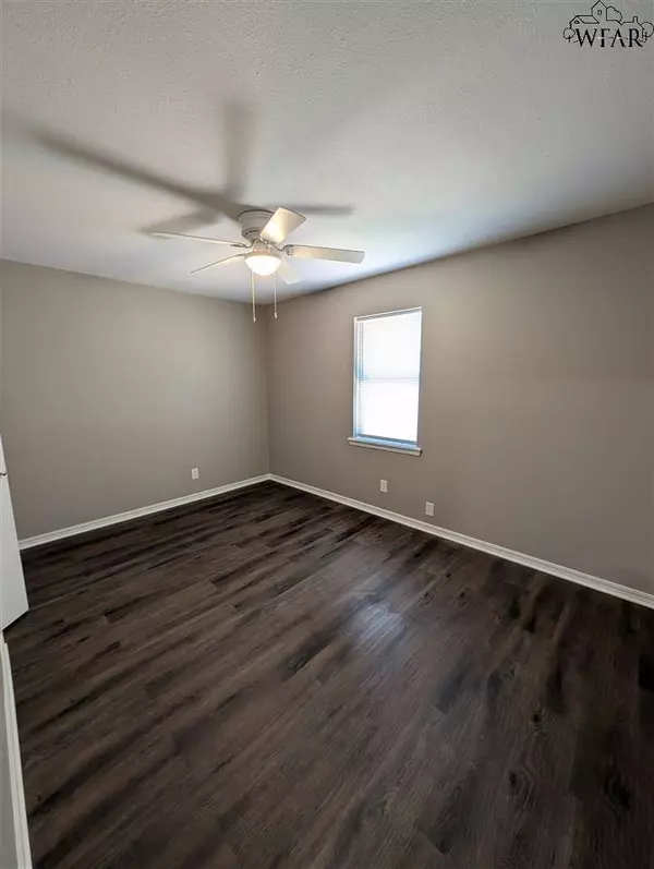 1314 MONTGOMERY STREET, Wichita Falls, TX 76302