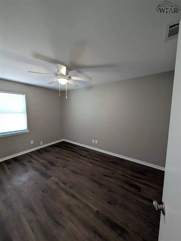 1314 MONTGOMERY STREET, Wichita Falls, TX 76302