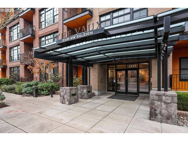 2335 NW RALEIGH ST #305, Portland, OR 97210