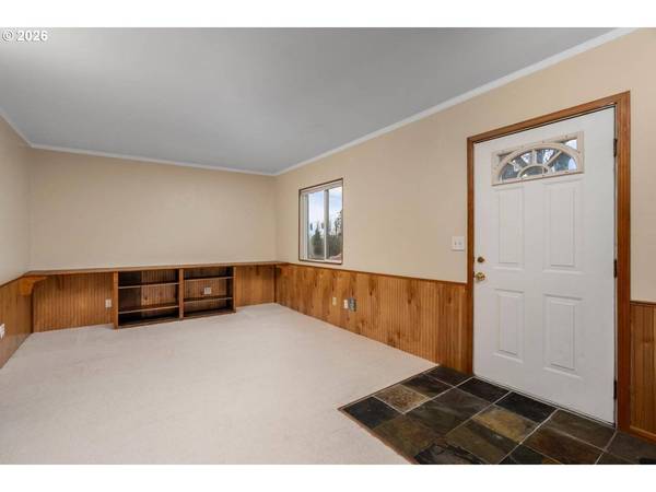 12406 SE FULLER RD, Milwaukie, OR 97222