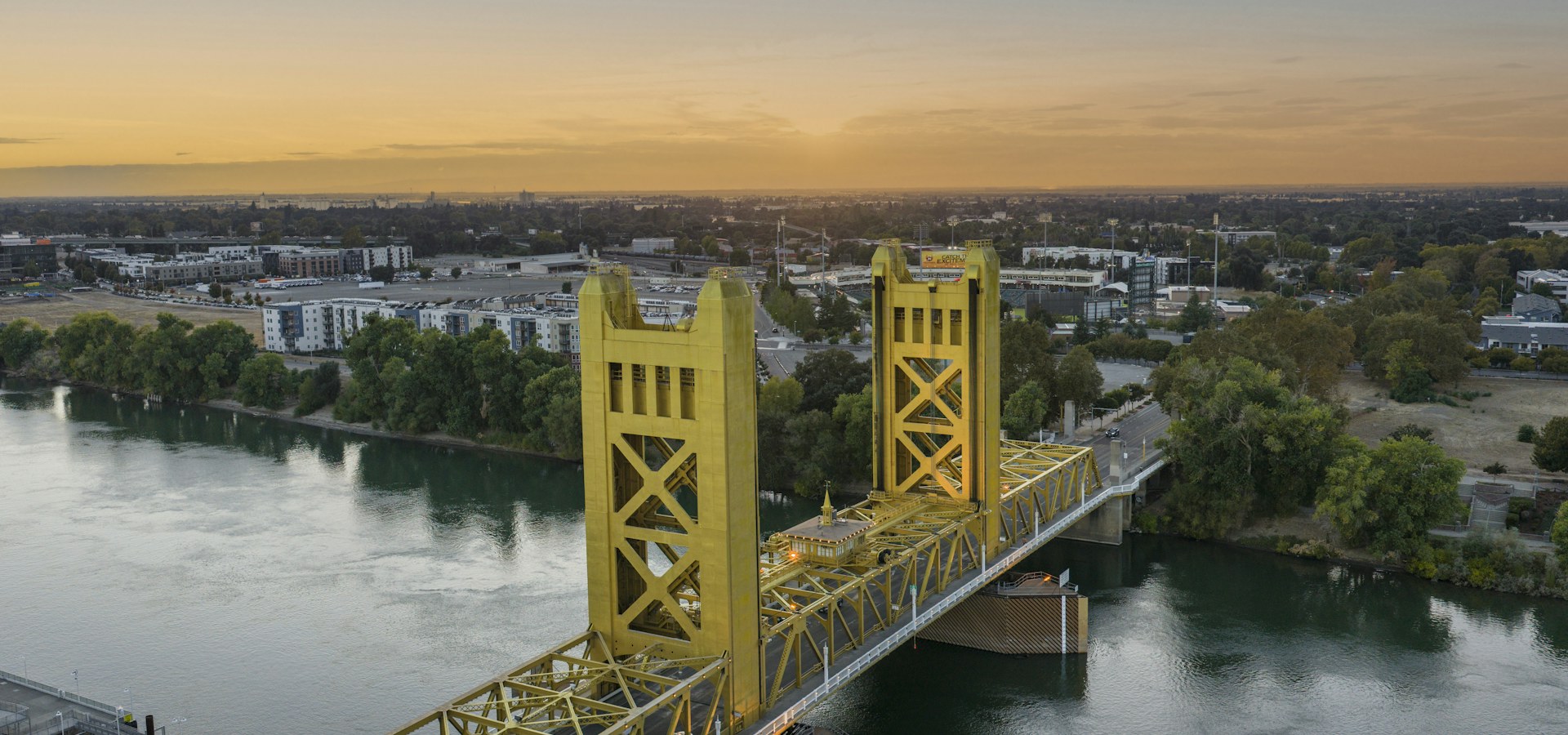 The Tower Bridge over the Sacramento River at sunset