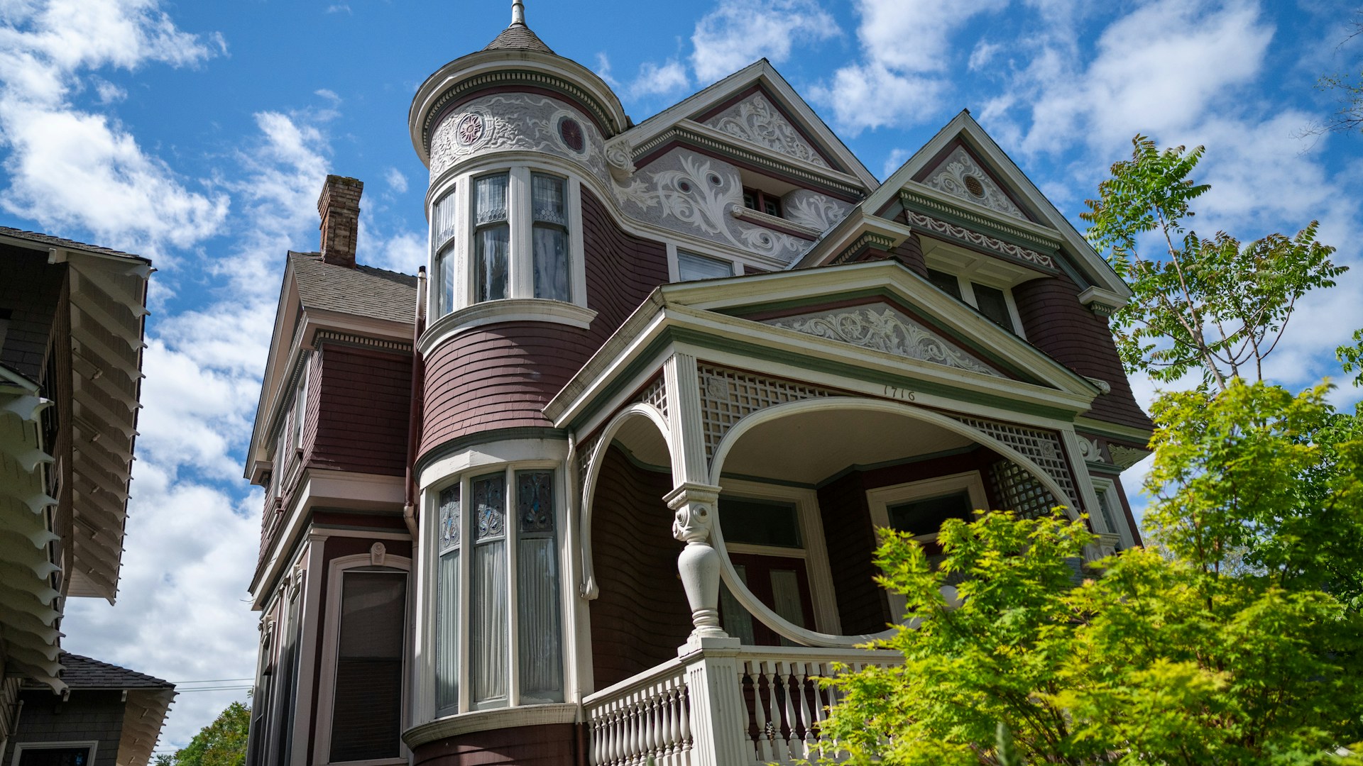 A historic Victorian home in Midtown Sacramento, California