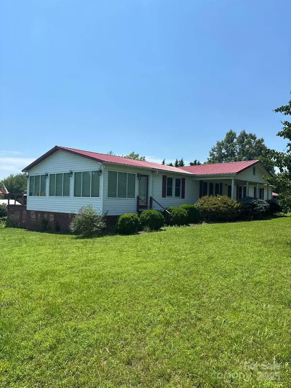 976 Howell RD, Mocksville, NC 27028