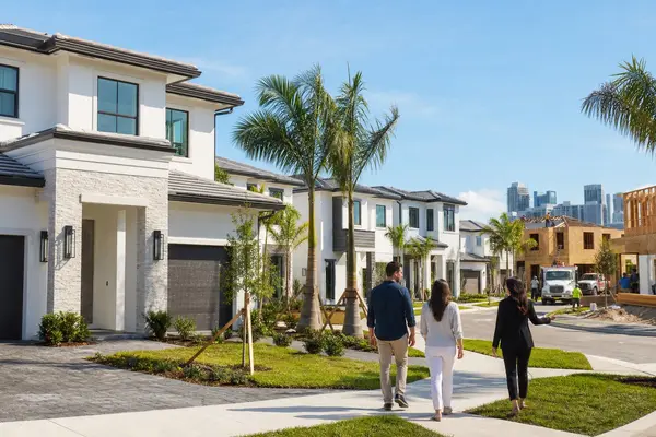 New Construction Homes in Miami and Broward in 2026: Builder Incentives, Timelines, and Contract Questions