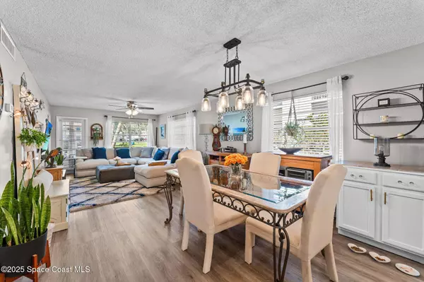 261 Cape Shores CIR #18-E, Cape Canaveral, FL 32920