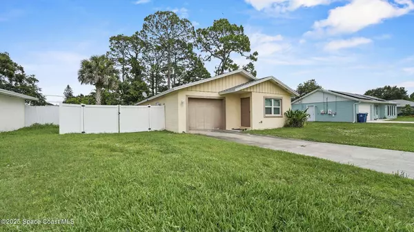 305 Cambridge AVE NE, Palm Bay, FL 32907