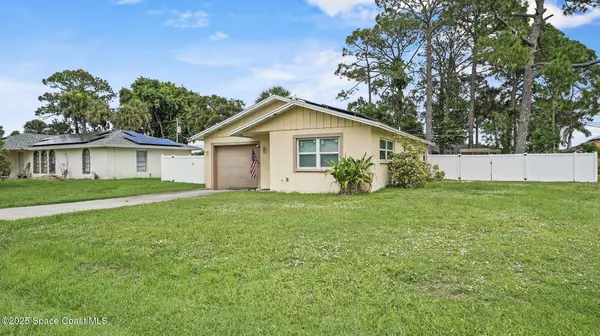 305 Cambridge AVE NE, Palm Bay, FL 32907