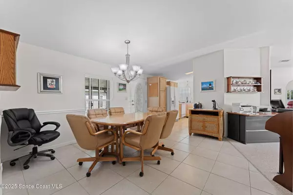 1266 Waterway DR, Barefoot Bay, FL 32976