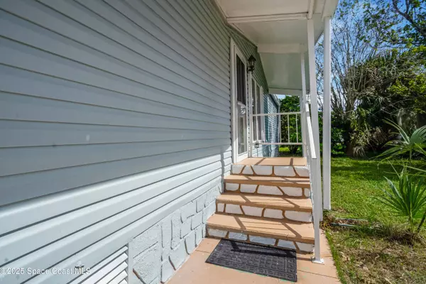 300 Beech CT, Cocoa, FL 32926