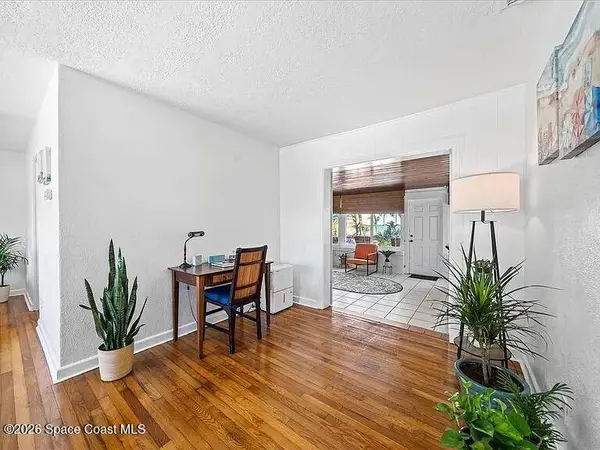 217 S Orlando AVE, Cocoa Beach, FL 32931