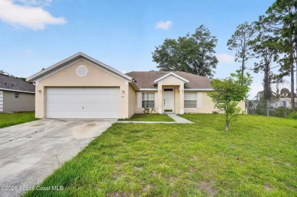 534 White Plains AVE SW, Palm Bay, FL 32908