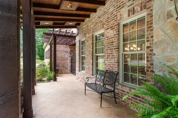 3814 Brighton Creek Cir, Tyler, TX 75707