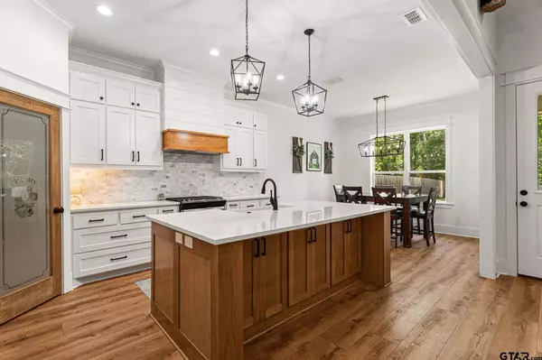 1065 Stagecoach, Bullard, TX 75757