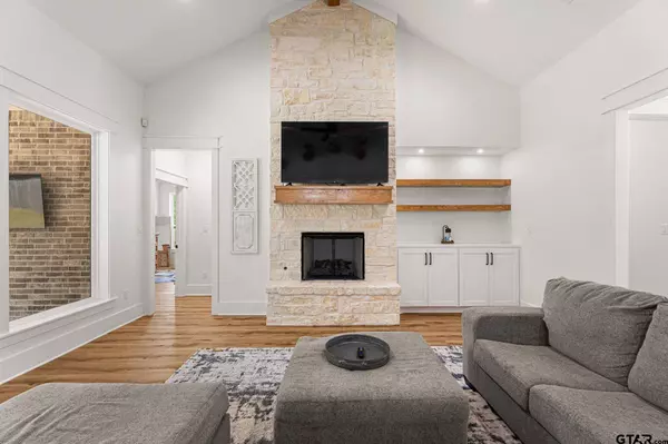 1065 Stagecoach, Bullard, TX 75757