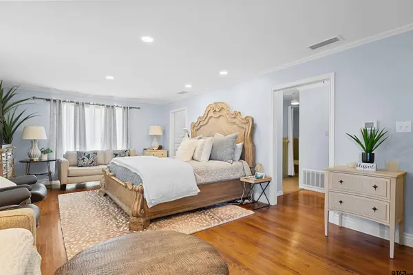 143 Williamsburg Ln, Bullard, TX 75757