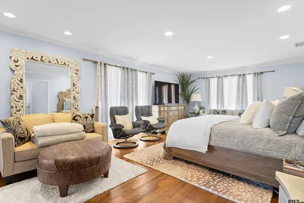 143 Williamsburg Ln, Bullard, TX 75757