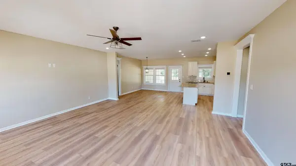 13008 Clydesdale Ct, Bullard, TX 75757