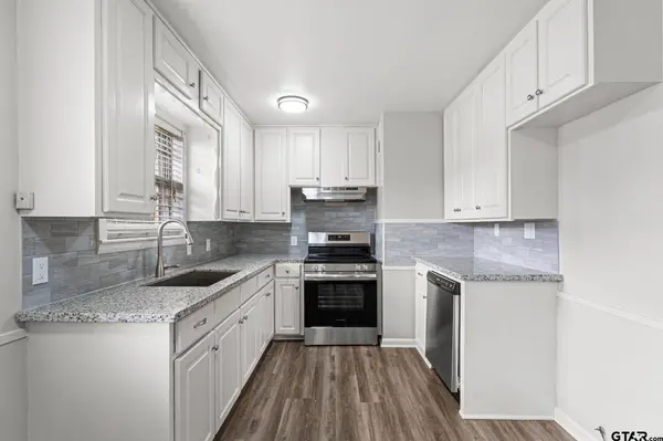 105 Crestview St, Whitehouse, TX 75791